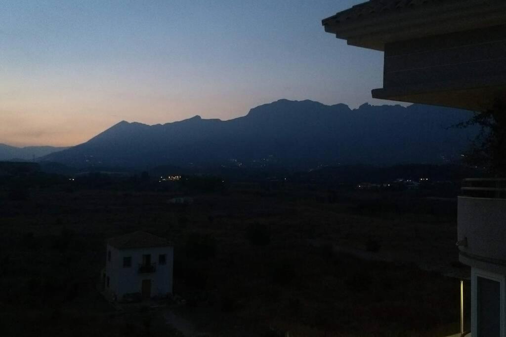 Bright & Spacious Apt - Panoramic Views! Altea Exterior foto